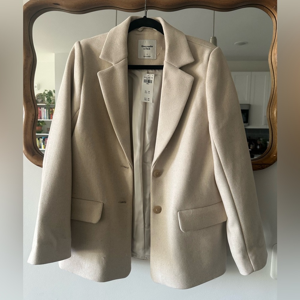 NWT Abercrombie & Fitch Women's Beige Blazer